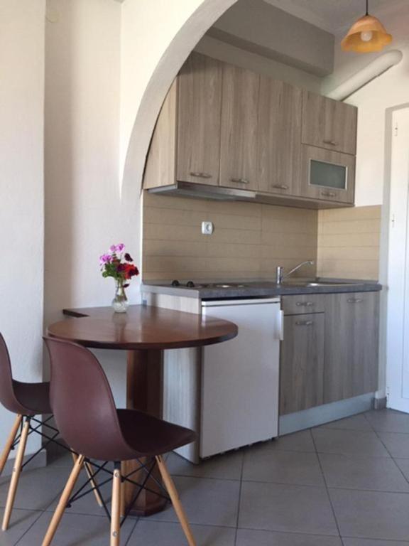 Christina Sea View Apartment *